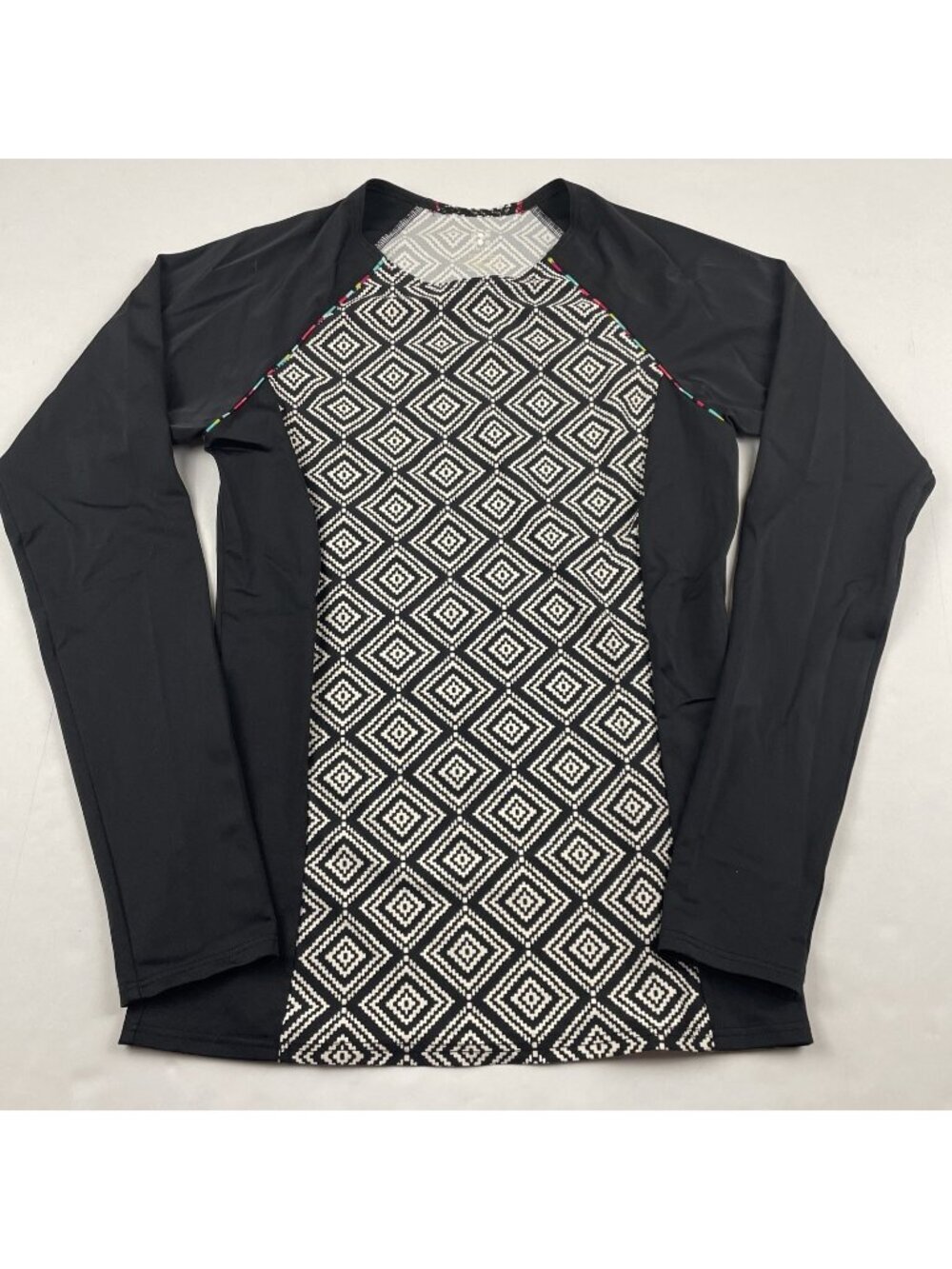 Title Nine Rash Guard Swim Top Women’s L Black White Long Sleeve Snorkel Surf